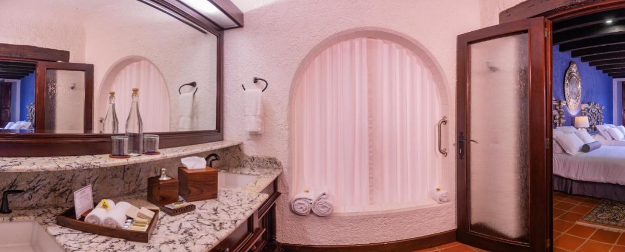 Las Cruces Boutique Hotel Antigua Esterno foto