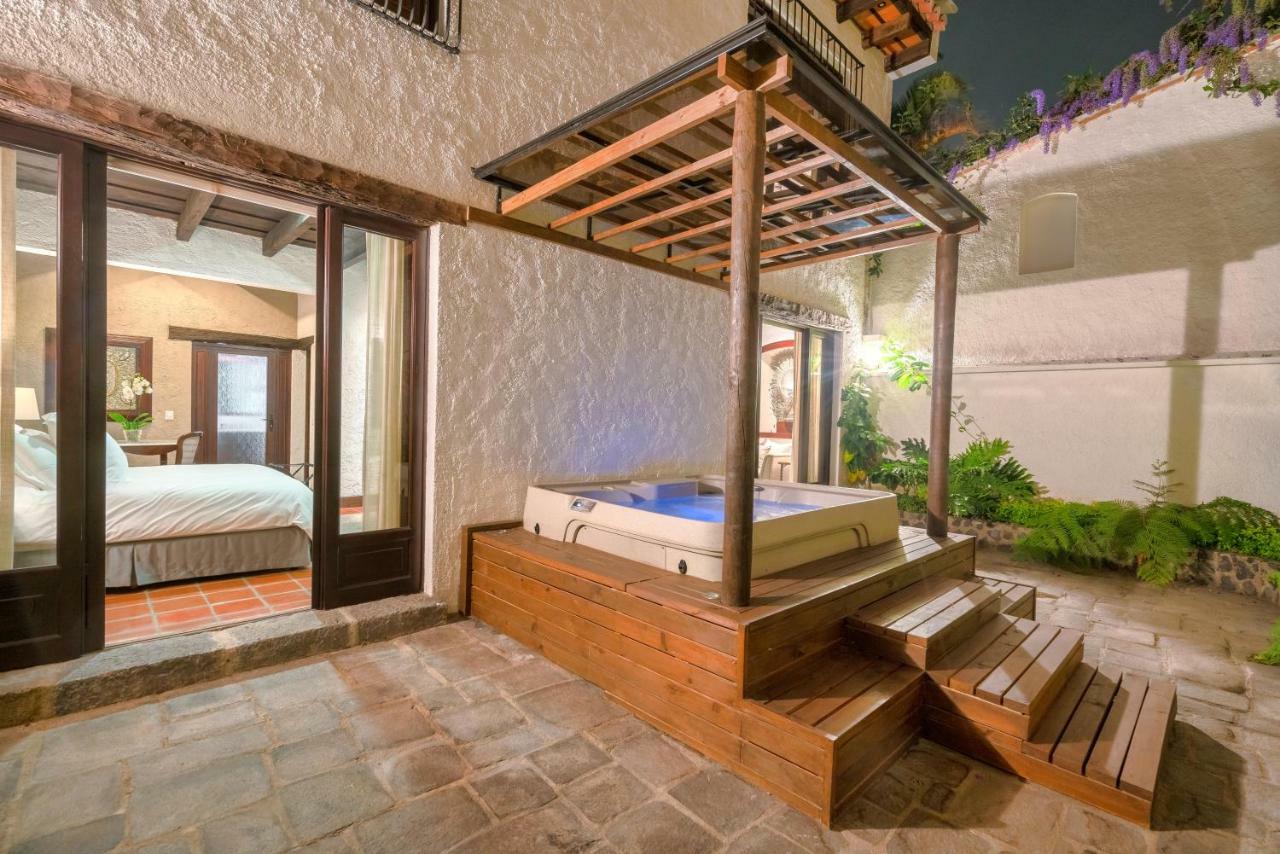 Las Cruces Boutique Hotel Antigua Esterno foto